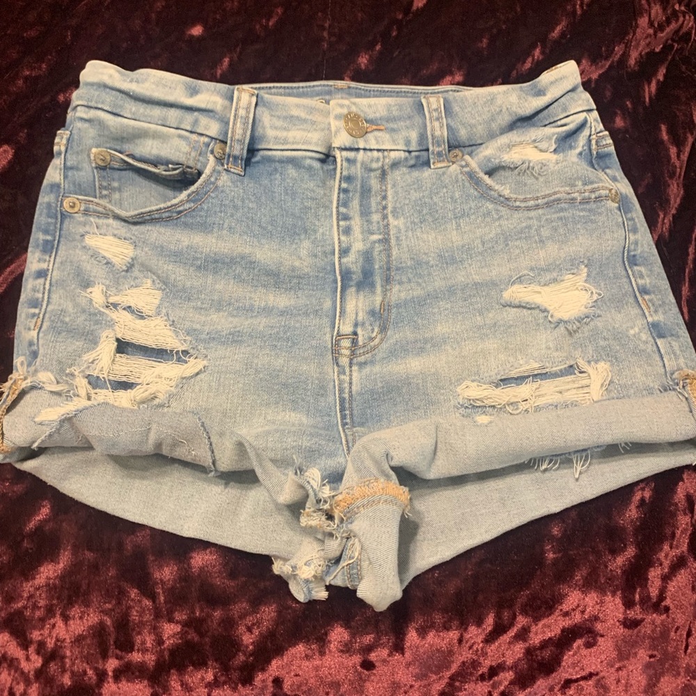 American Eagle Distressed Shorts Size 4